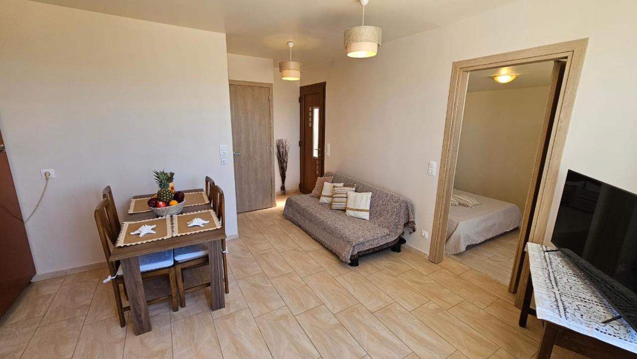 Geo 1 & 2 Holiday home